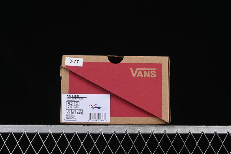 All categories Vans Vans series Vans Low Vans low-top Vans Knu Skool Vans low-top retro casual fat bread shoes VN0009QC377